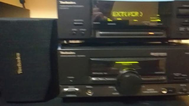 Technics CH 570 Музыкальный центр.