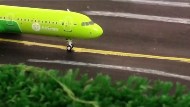 Обзор на модель airbus A321 S7 1/400
