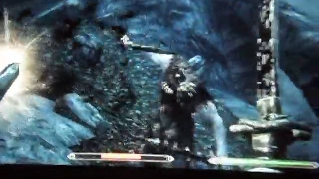 Skyrim Glitch - Fighting Guy AFTER I Decapitated Him