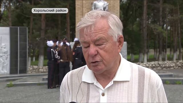 В классе только девочки: кадетский юридический класс действует в Хороле