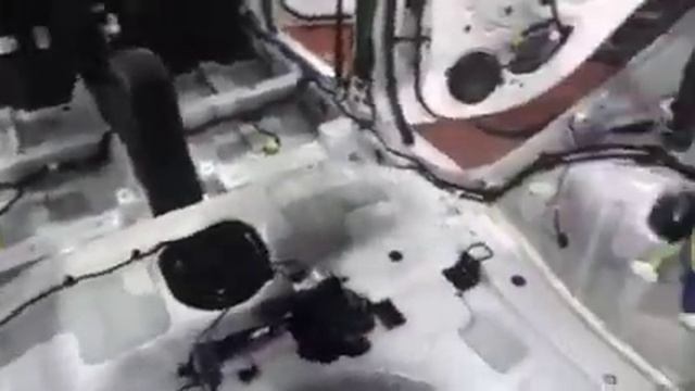 Почему шумно в салоне машины и как это исправить? Узнайте основные причины