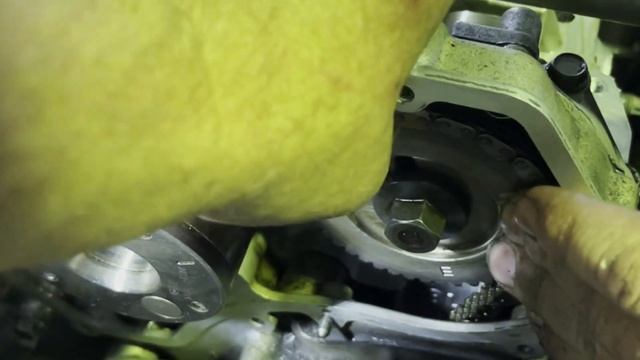 Nissan X-Trail Head Gasket Replacement -Install Part 5 Of 10. QR25