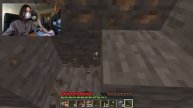 Учу ДЕВУШКУ ИГРАТЬ в Minecraft