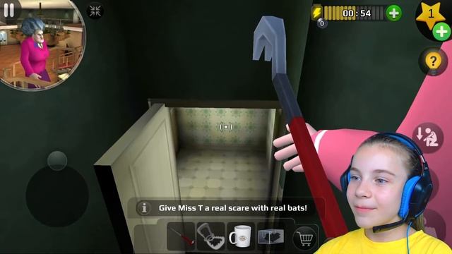 МИСС ТИ на КРЫШЕ Злая Учительница Scary Teacher 3D