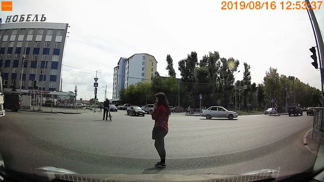 Не работает светофор, бессмертные пешеходы