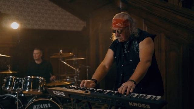 Aldabra  Až jednou official video