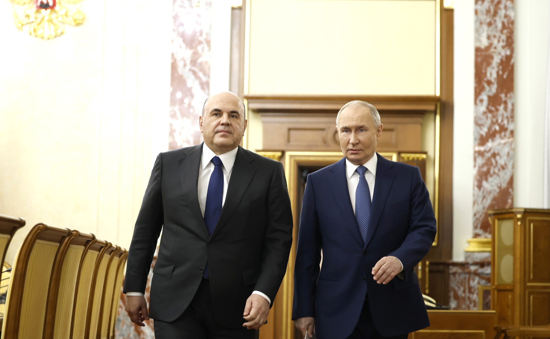 Президент России Владимир Путин провел совещание с членами правительства в преддверии инаугурации