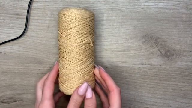 Полиэфирный шнур CARAMEL BABY Дюшес