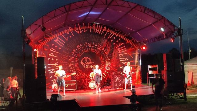 VID_20230818_210659.mp4