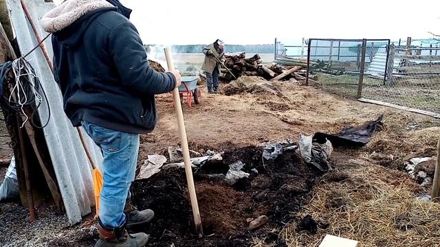 Навес сам не будет строиться!!! The canopy itself will not be built!!! Life in the village.