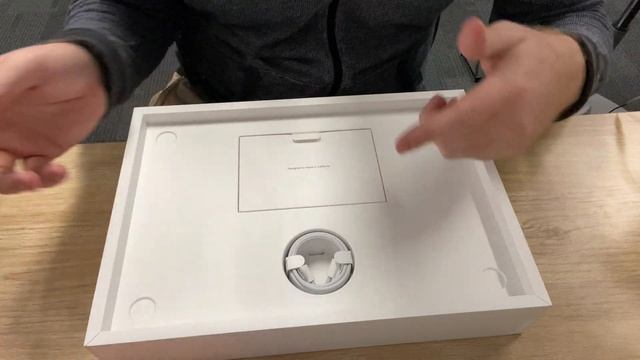 MacBook Pro 16" Unboxing