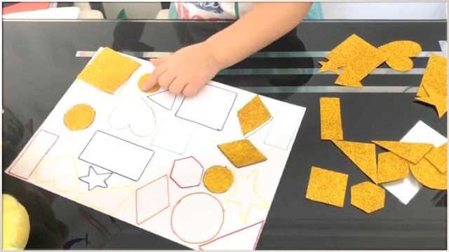 Matching shape activity / Учим Геометрические Фигуры для Детей