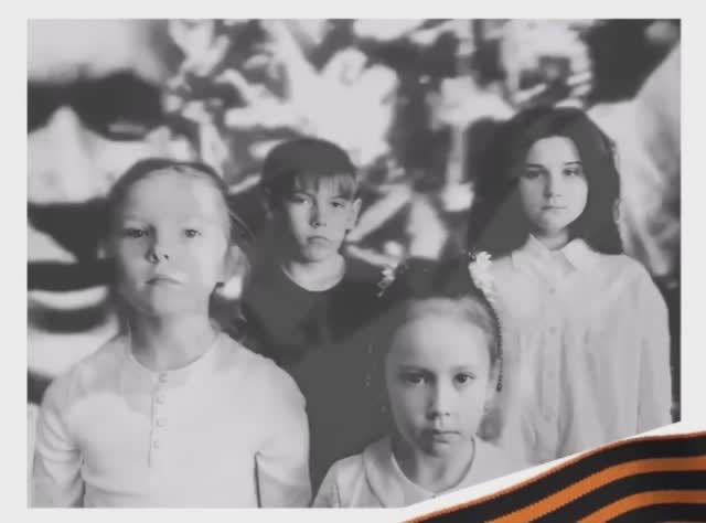 "Ещё тогда нас не было на свете" М. Владимов
"Ветер войны" С. Кадашников