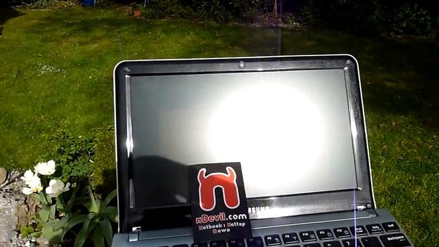 Samsung NC210 Outdoor Test gegen iPad 2