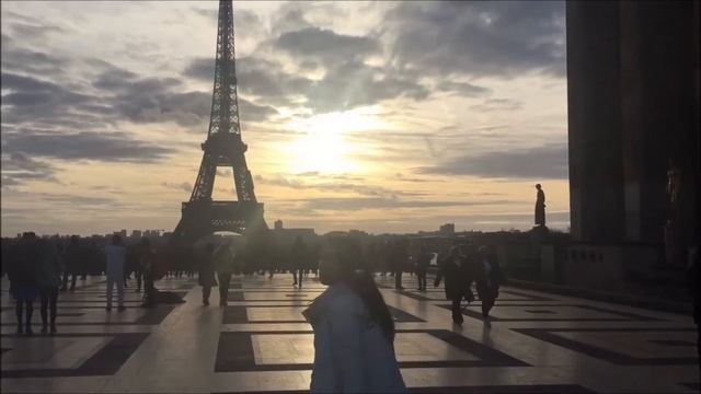 Новый год в Париже 2018. Эйфелева башня.