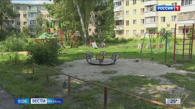 Жители сразу нескольких районов Рязани жалуются на детские площадки во дворах
