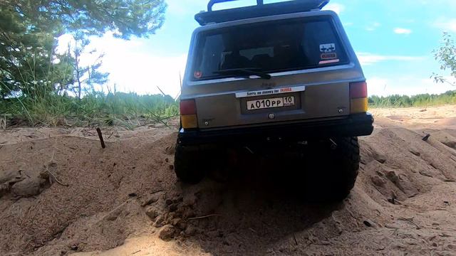 Радиоуправляемый Jeep Cherokee XJ Injora, Hobbywing Fusion SE 1200kv.