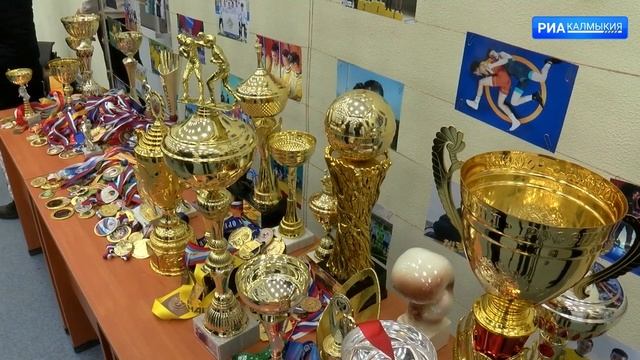 В КалмГУ им. Городовикова прошла встреча Созвездие спорта