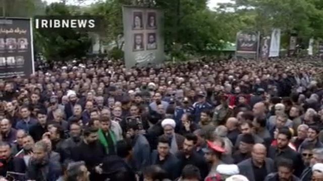 Церемония прощания с президентом Раиси и другими погибшими в эти минуты проходит в Тебризе