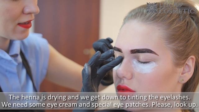 CC Brow eyebrow henna usage instruction with subtitles