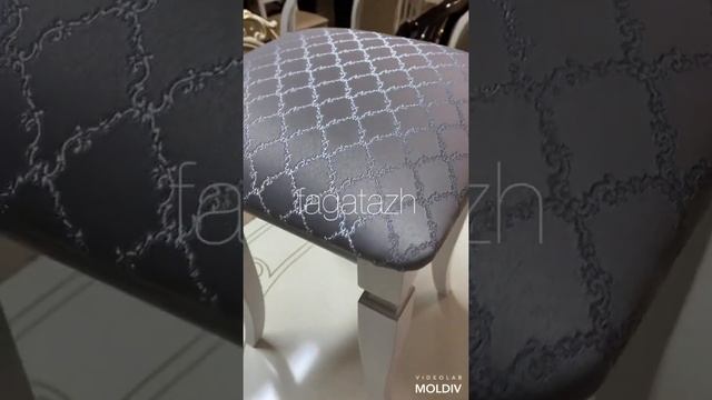 Табурет из массива бука ?. Столы и стулья от оптового производителя в наличии на складе в Москве