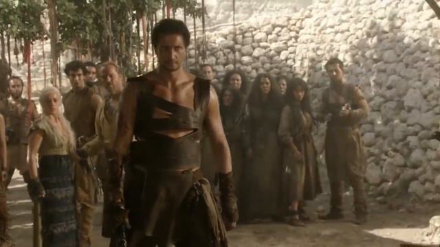 Khal Drogo vs Mogo   Game of Thrones 1x08 mp4