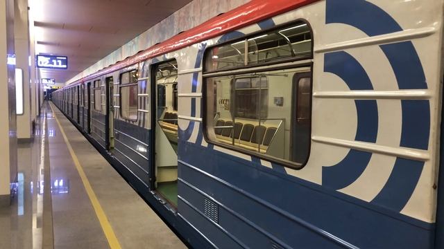 81-717.5М и 81-717/714.5М Перекраска Московский транспорт На станции Яхромская