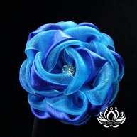 LLL-LenaLentaLepestok.Цветы Казнзаши на волосы Ваши.Резинка для волос "Облако", ручная работа