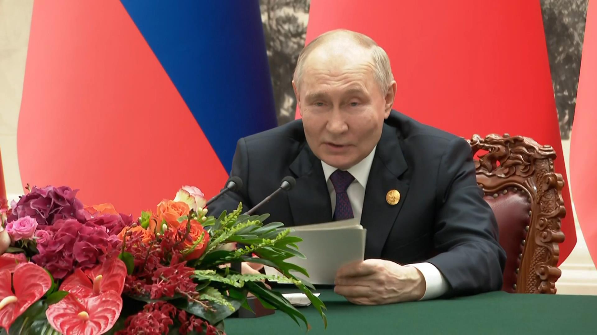 «Надёжно защищены от негативного влияния третьих стран»: Владимир Путин об отношениях России и Китая