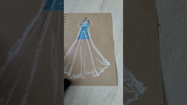 Платье. Набросок пастелью масляной + карандаши. Источник вдохновения волна.