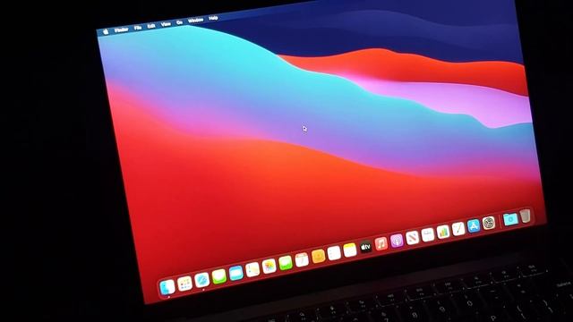 Apple MacBook Air M1 (Silver) Unboxing in 2022 | Initial Setup & Accessories