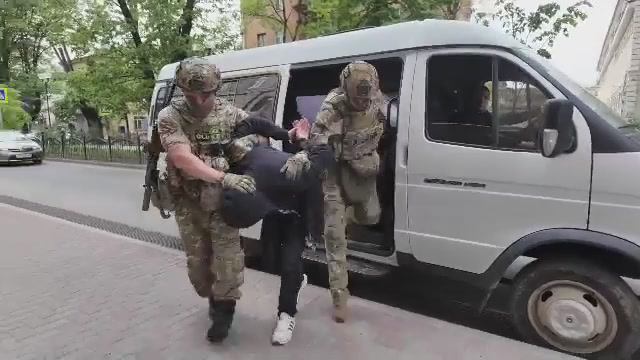 ФСБ задержала пару, завербованную ГУР МО Украины, они планировали теракт в Крыму