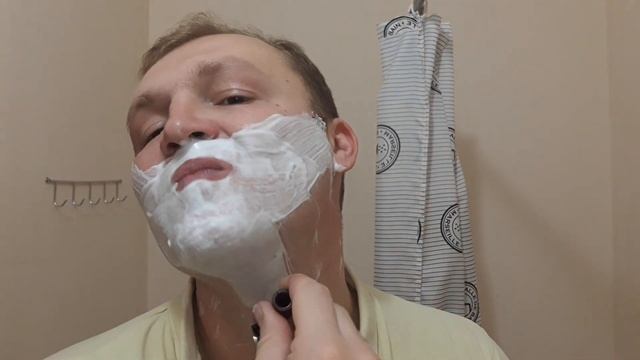 Бритье: Станок Merkur 45 бакелит, persona, крем EVELINE, omega кабан, Кузнетский мост, Як и Йети