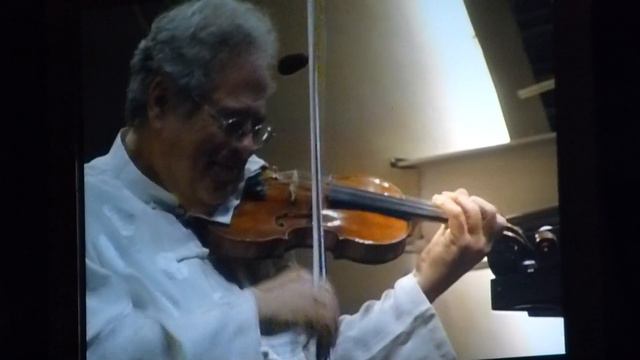 Itzhak Perlman Tchaikovsky Violin Concerto in D, Hollywood Bowl 9-13-12 Bramwell Tovey conductor.MT