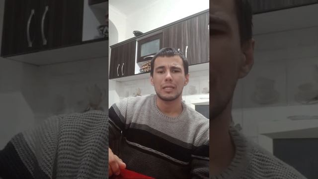 Наглый узбек  про имигрантов в Росси что он себе позволяет этот узбек????