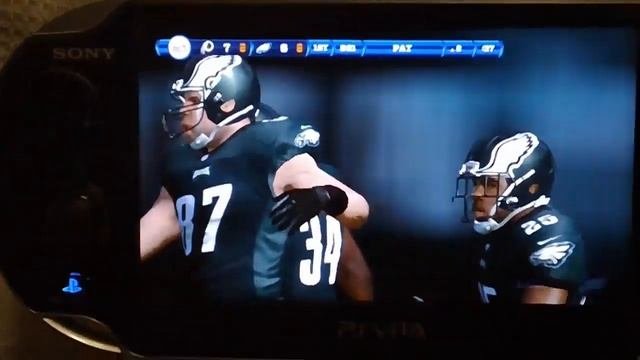 Top 5 Tips and Tricks on Offense- Madden 13 PS Vita