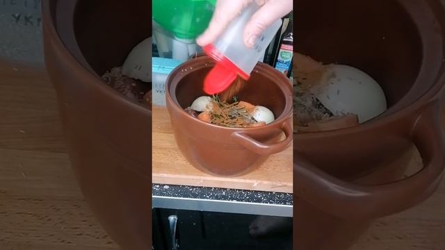 Томленная говядина с травами.