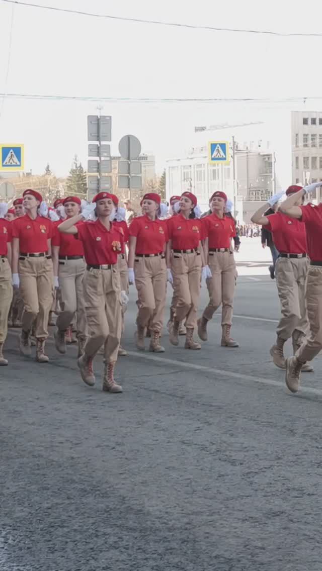 Юнармейцы из Беловодского района ЛНР впервые приняли участие в параде Победы в Новосибирске