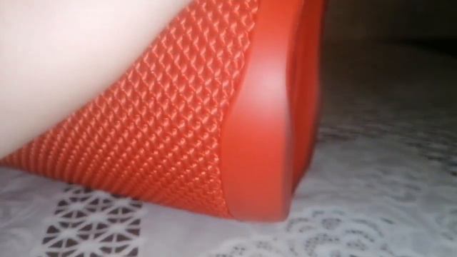 Басс тест Flip 5  Минус и блютуз
