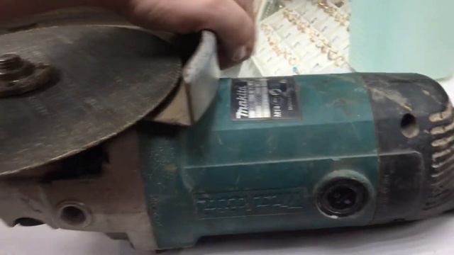 Makita 9069