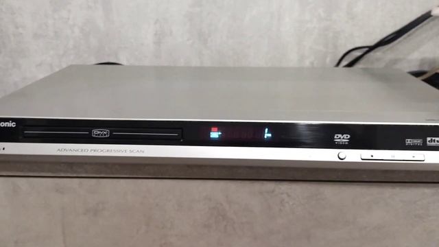 Panasonic DVD S295
