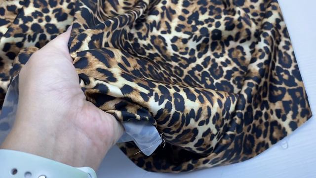Шёлк Армани коричневого цвета с принтом леопард 46508