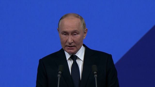 Владимир Путин поздравил москвичей с Днём города.