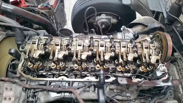 Renault Premium DXI 11 ohne ventildeckel