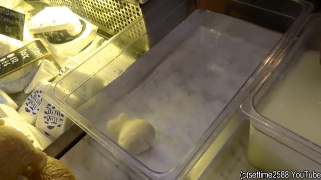 Italian Cheese Scamorza and Burrata Hand Made in a London Market
