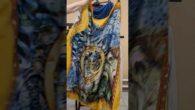 Guess платки 9,5€/шт продан