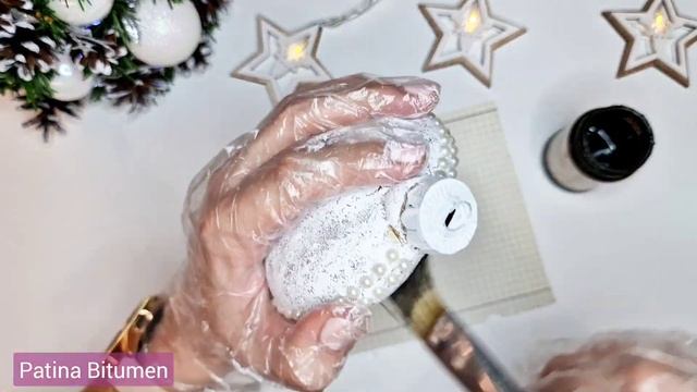 Christmas Ornaments DIY / Decoupage Vintage Christmas Tree Baubles ??