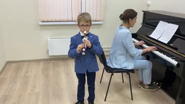 Дородных Иван, 8 лет, М. Глинка "Жаворонок", Ж. Бизе "Хабанера"