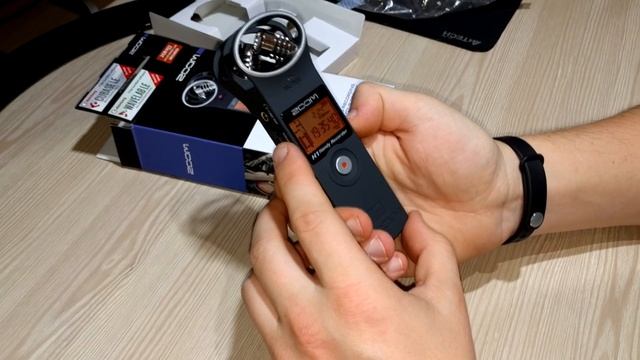 ПРОФЕССИОНАЛЬНЫЙ ZOOM H1 лучший диктофон и лучший звук для youtube ЛУЧШИЙ РЕКОРДЕР
