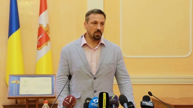 Процедура снятия кондиционеров с фасадов зданий-памятников в Одессе отрабатывается